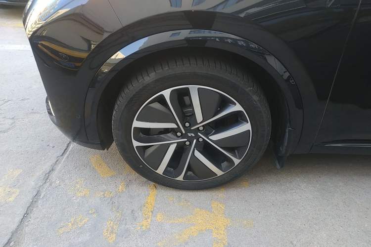 Used Li Auto L9 2022 Max model
