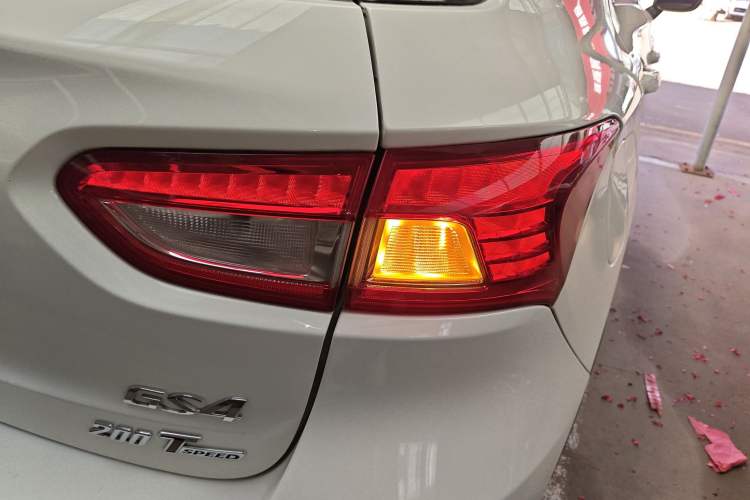 Used GAC Trumpchi GS4 2015 200T G-DCT Comfort Edition
