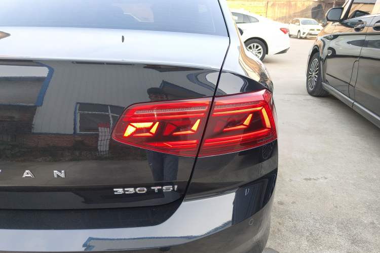 Used Volkswagen Magotan 2020 330TSI DSG Luxury Edition
