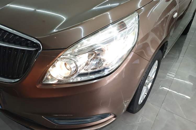 Used Buick GL8 2018 28T Luxury Model China VI Standard
