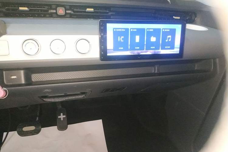 Used Wuling Hongguang MINIEV 2022 GAMEBOY 200km Gaming Edition with Lithium Iron Phosphate
