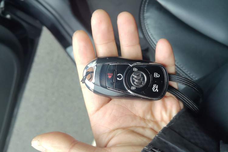 Used Buick LaCrosse 2016 Revised Version 28T Elite Edition