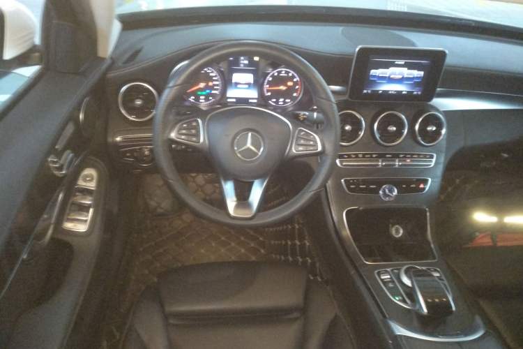 Used Mercedes-Benz C-Class 2016 C 200 L Sport Edition
