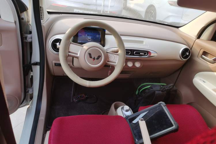 Used Wuling Hongguang MINIEV 2025 Four-Door Version Advanced Edition