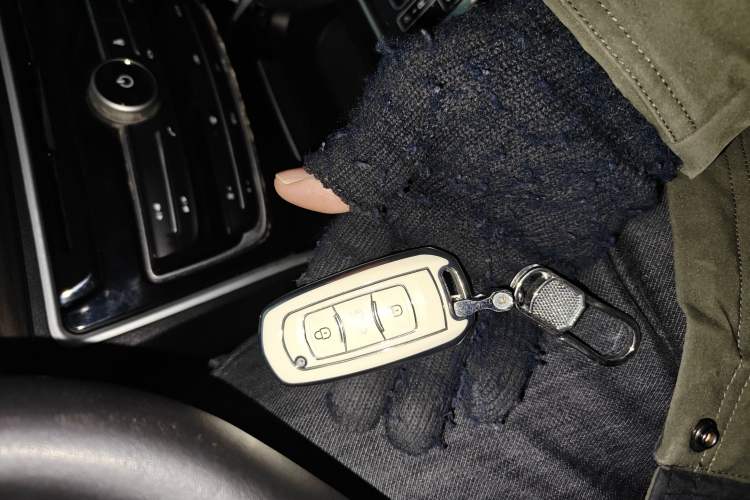 Used Geely Auto Emgrand GT 2017 1.8T Luxury Model
