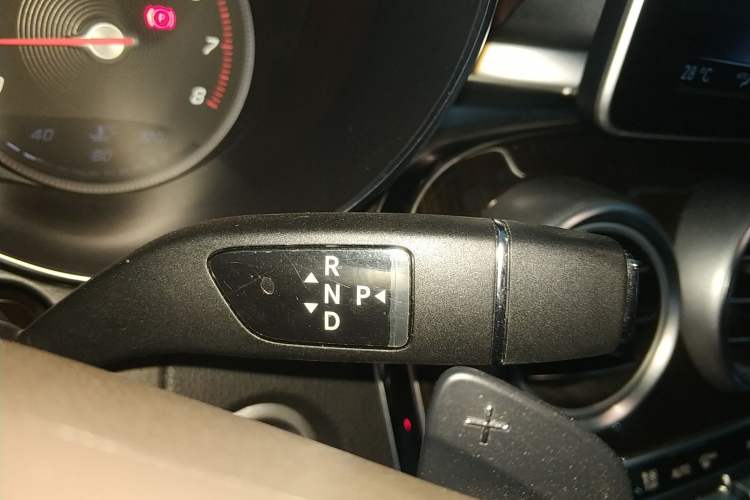 Used Mercedes-Benz GLC 2017 GLC 260 4MATIC Dynamic Edition
