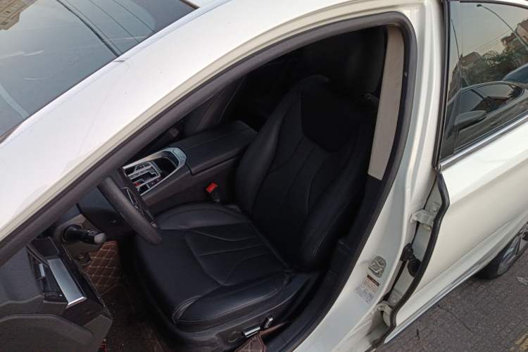 Used Geely Auto Emgrand GT 2016 2.4L Comfort Version