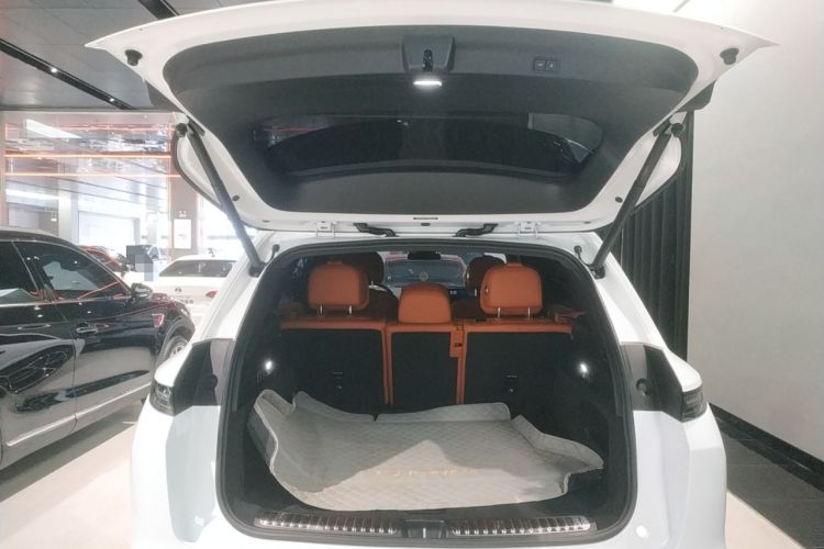 Used Li Auto L7 2023 Pro Model
