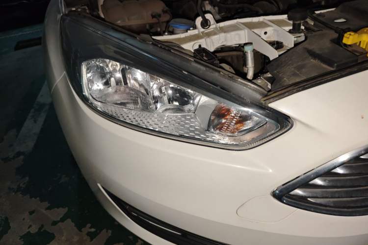 Used Ford Focus 2015 Sedan 1.6L Automatic Comfort Model
