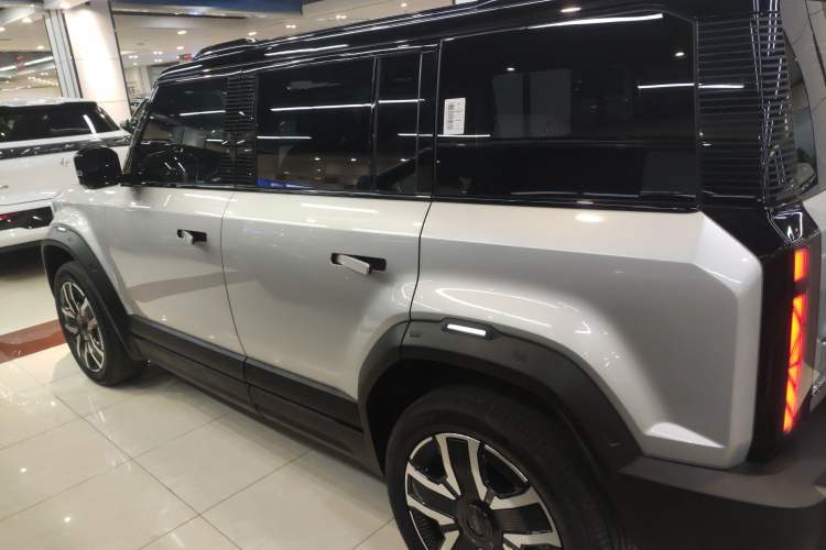 Used  03 2024 472km Four-Wheel Drive Long-Range Version
