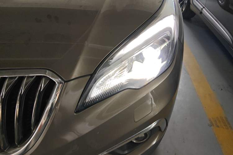 Used Buick Envision 2017 20T Two-Wheel Drive Luxury Model