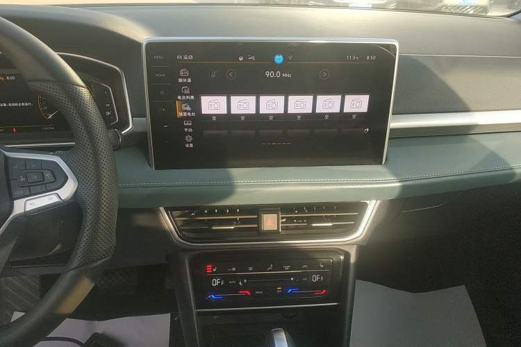 Used Volkswagen Tharu 2024 300TSI Two-Wheel-Drive Moon Luxury Edition