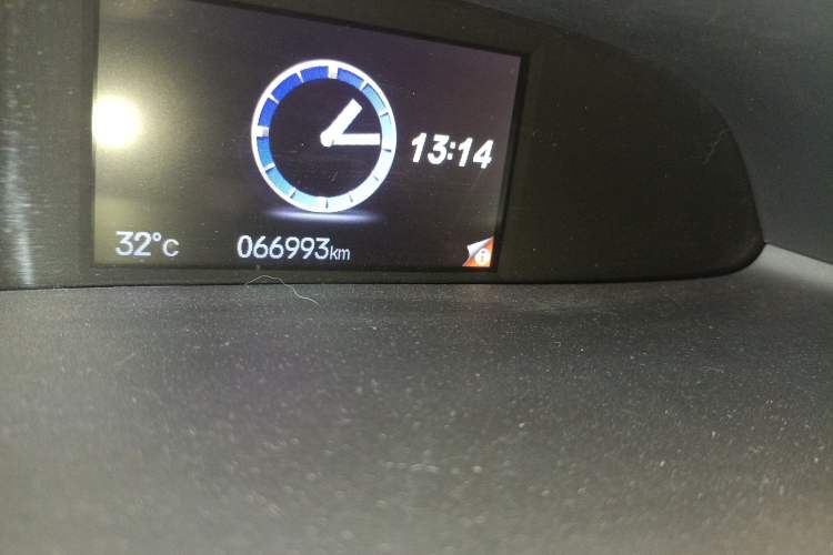 Used Honda Civic 2016 1.8L Automatic Comfort Version
