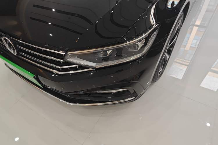 Used Volkswagen Magotan 2023 2 Million Units Commemorative Edition 330TSI DSG Luxury Version