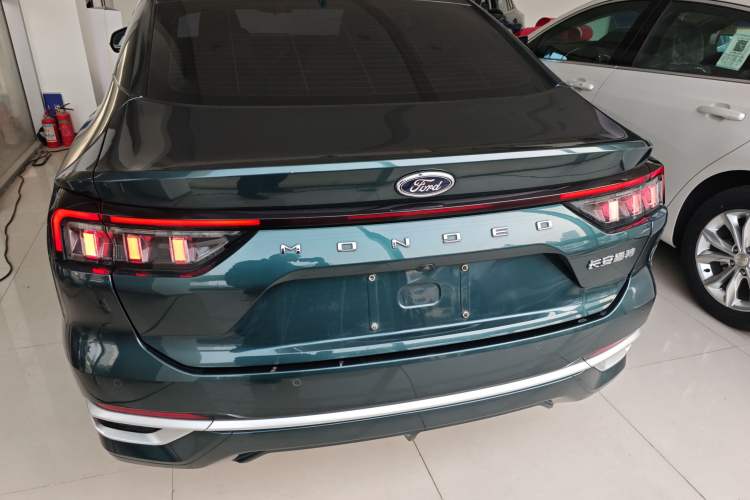 Used Ford Mondeo 2023 EcoBoost 180 Luxury Model