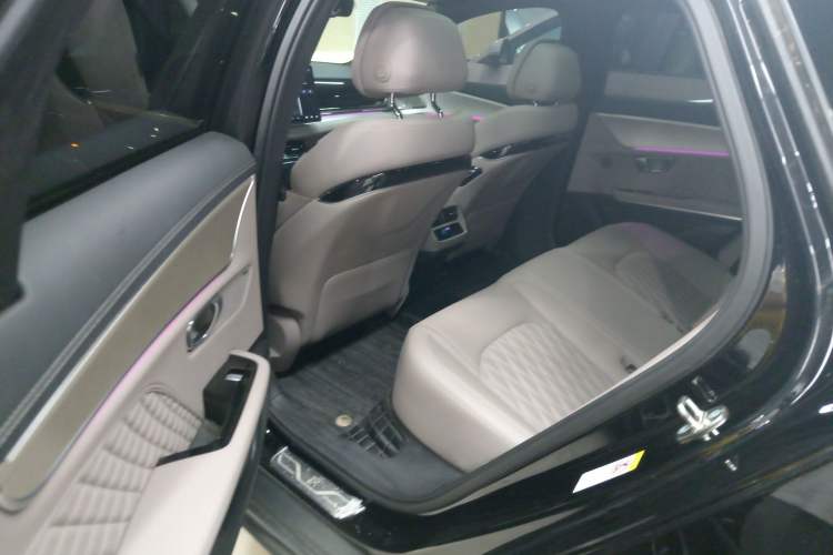 Used BYD Han 2024 DM-i Glory Edition 121KM Prestige Model
