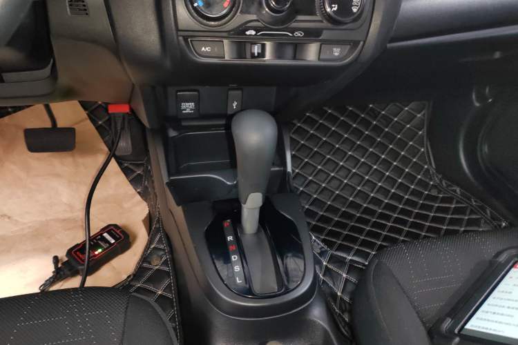 Used Honda Fit 2018 1.5L CVT Comfort Version