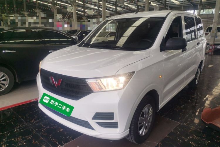 Used Wuling Hongguang 2019 1.5L S Basic Version China VI Standard LAR
