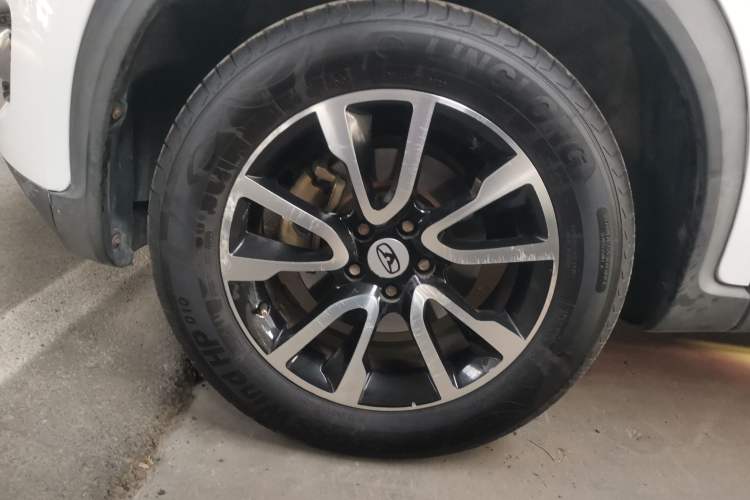 Used Cowin X3 2017 1.6L Manual Enthusiast Edition China V Standard