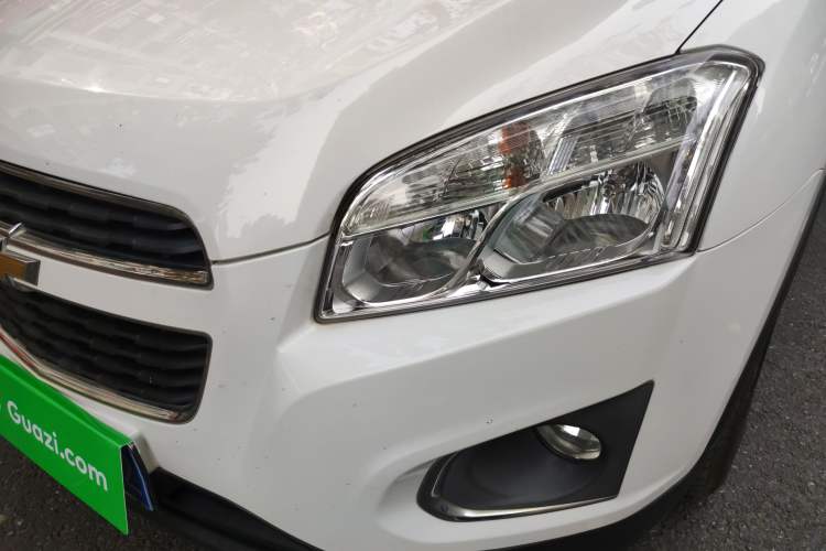 Used Chevrolet Trax 2016 1.4T Manual Two-Wheel Drive Comfort Version with Sunroof