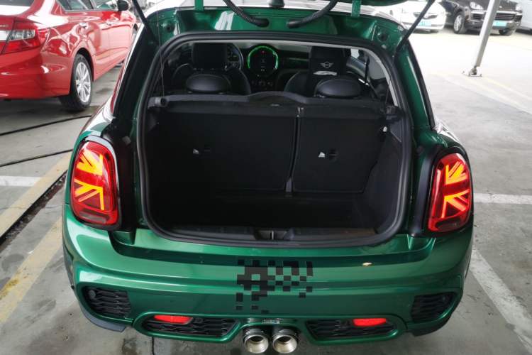 Used MINI MINI 2021 1.5T COOPER Classic Edition
