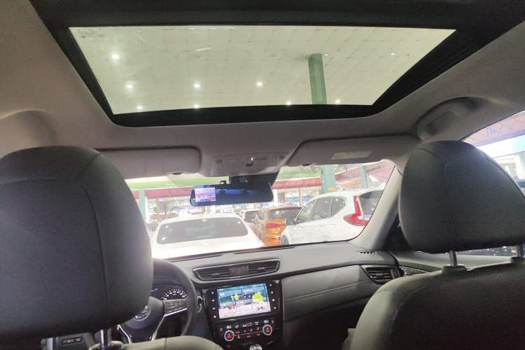 Used Nissan X-Trail 2019 2.0L CVT Smart Connect Comfort Edition 2WD
