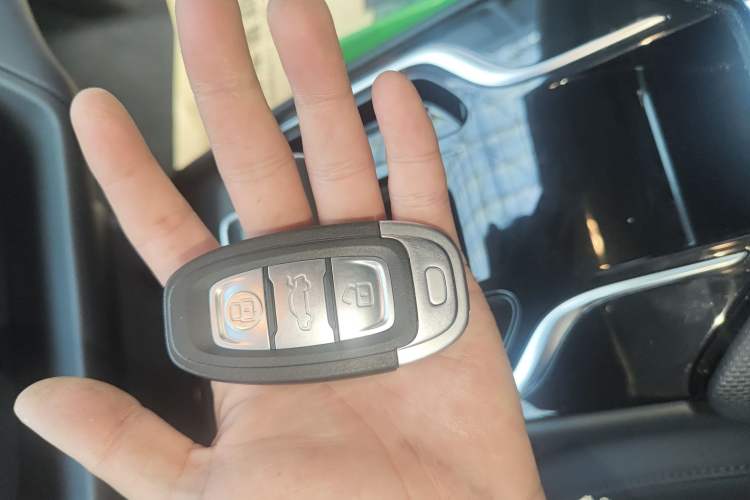 Used Hongqi E-QM5 2023 Revised Version Basic Travel Edition