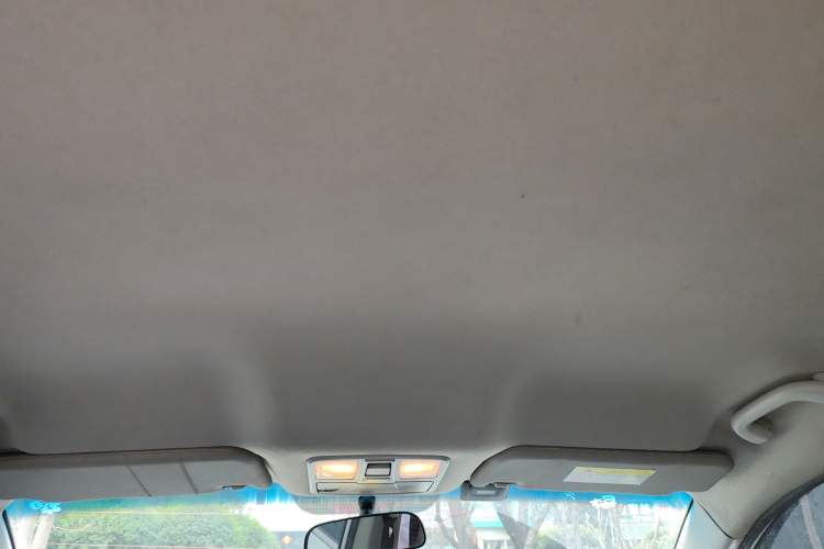 Used JAC Refine S5 2015 2.0L Manual Comfort Version
