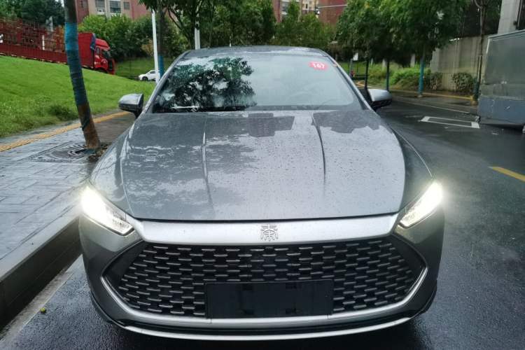 Used BYD Qin PLUS 2021 DM-i 55KM Flagship Model
