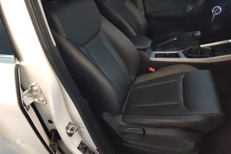 Used Wuling Jiachen 2022 1.5T Manual Comfort & Dynamic Version
