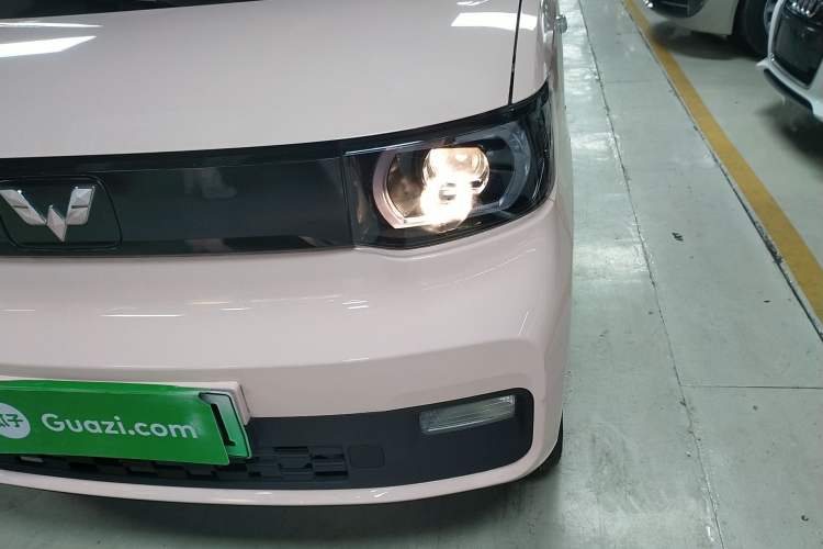 Used Wuling Hongguang MINIEV 2021 Macaron Fashion Edition Lithium-Ion Battery
