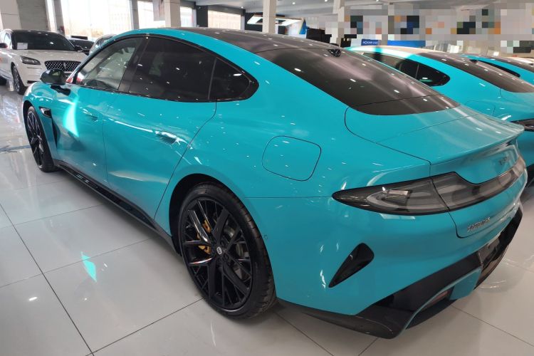 Used  SU7 2024 Four-Wheel Drive Ultra-Long Range Advanced Intelligent Driving Max Edition