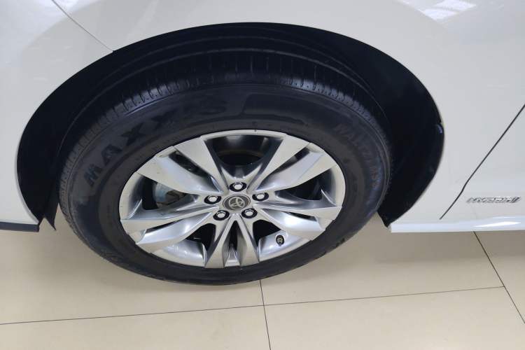 Used Toyota Sienna 2023 2.5L Hybrid Comfort Edition
