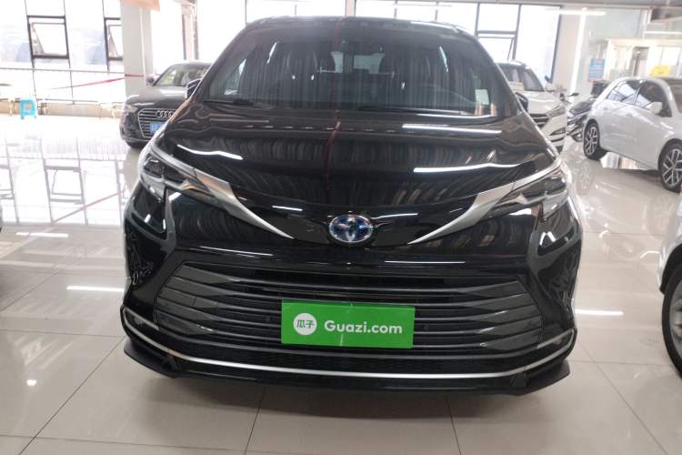 Used Toyota Sienna 2021 2.5L Hybrid Ultimate Edition