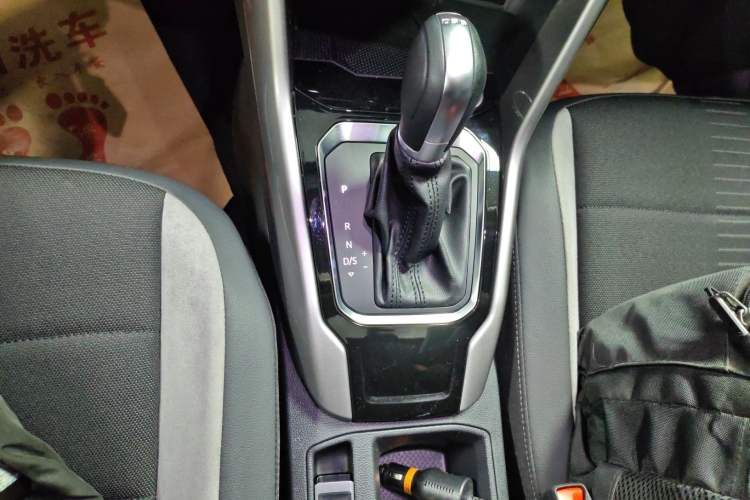 Used Volkswagen T-ROC 2021 Revised Version 280TSI DSG Two-Wheel Drive Elite Connect Edition