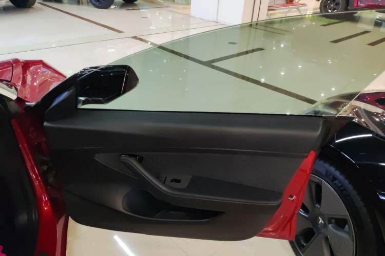 Used Tesla Model 3 2019 Standard Range Rear-Drive Upgraded Version
