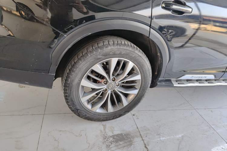 Used GAC Trumpchi GS8 2017 320T Two-Wheel Drive Luxury Smart Connectivity Version (7 Seats)