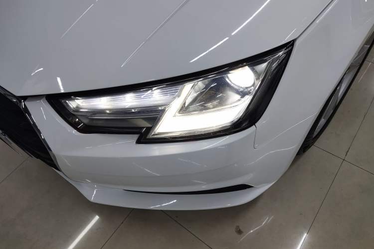 Used Audi A4L 2017 40 TFSI Ambition Edition