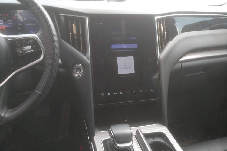 Used Hongqi HS7 PHEV 2024 2.0T PHEV Four-Wheel Drive Flagship Edition 6 Seats
