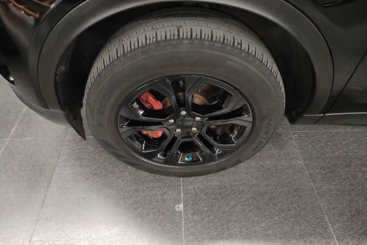 Used Land Rover Discovery Sport 2020 200 PS Family Edition
