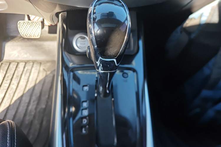 Used Nissan Tiida 2019 1.6L CVT Smart Drive Version China VI Standard