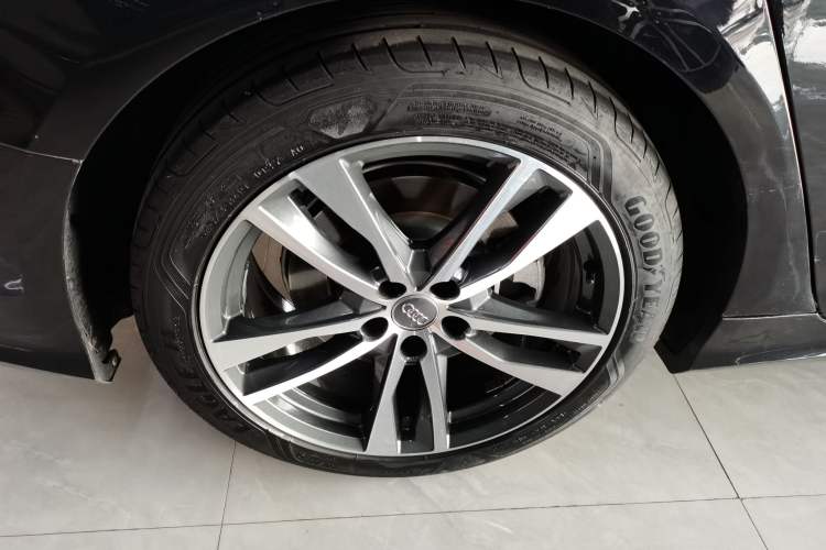 Used Audi A6L 2020 40 TFSI Luxury Dynamic Model
