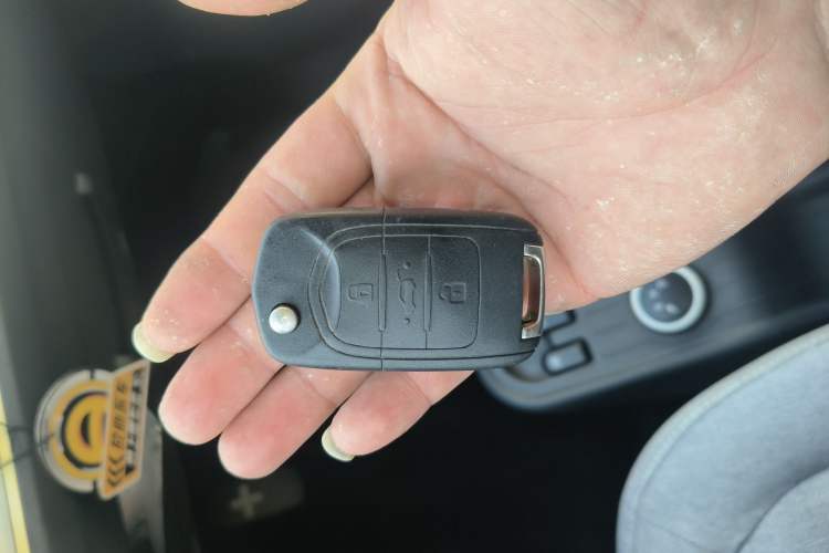 Used Wuling Hongguang MINIEV 2021 Macaron Premium Model – Lithium-NMC