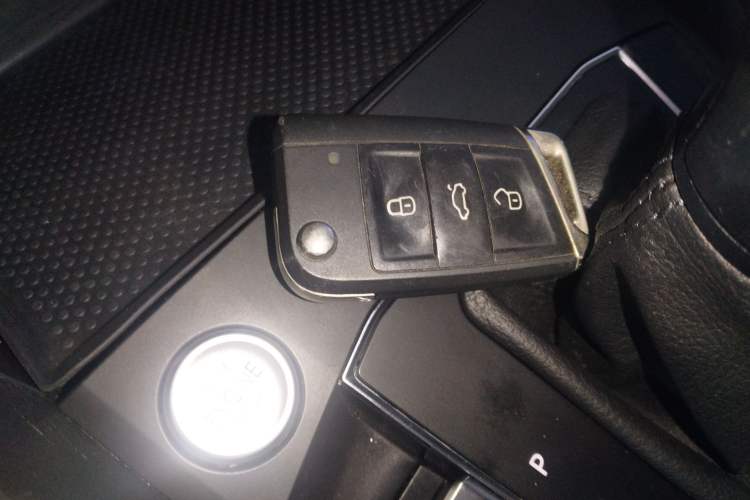 Used Volkswagen Tiguan L 2023 330TSI Automatic Two-Wheel Drive Comfort Edition
