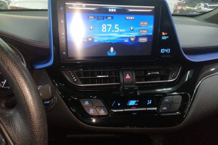 Used Toyota C-HR 2018 2.0L Leading with Sunroof China V Standard
