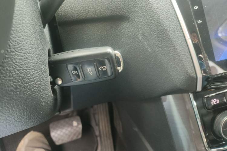 Used Volkswagen Passat 2016 330TSI DSG Luxury Edition
