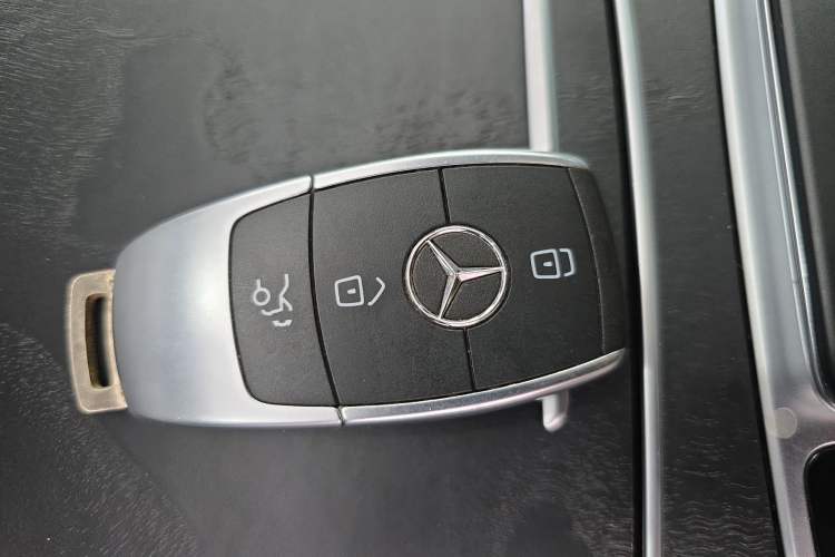 Used Mercedes-Benz C-Class 2020 C 200 L Fashion Edition Sport Version
