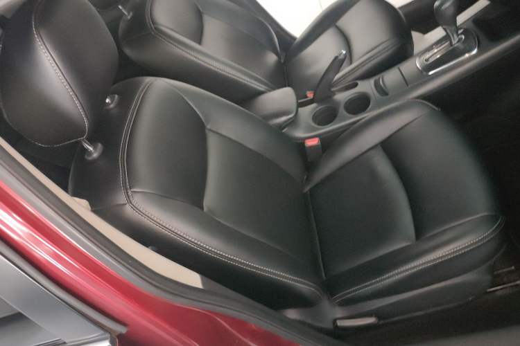 Used Nissan Tiida 2011 1.6L CVT Comfort Model
