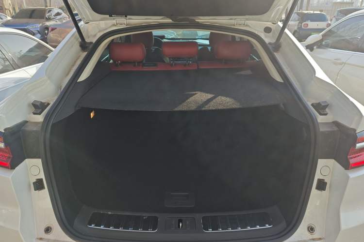 Used Changan CS85 COUPE 2021 1.5T DCT Elite Edition
