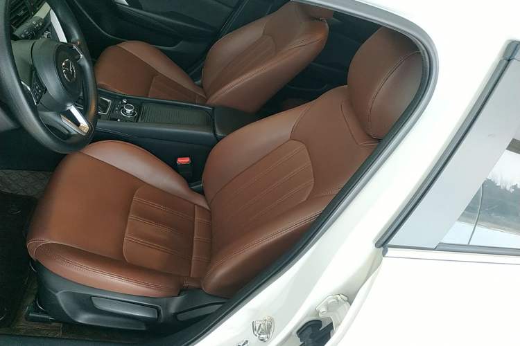 Used Mazda CX-4 2018 2.0L Automatic Two-Wheel Drive Blue Sky Dynamic Version China V Standard
